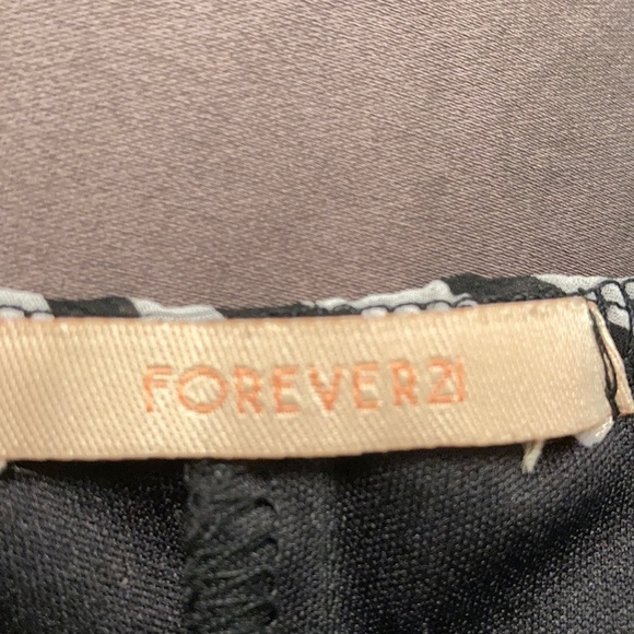 Women’s small Forever 21 dress - Picture 4 of 6